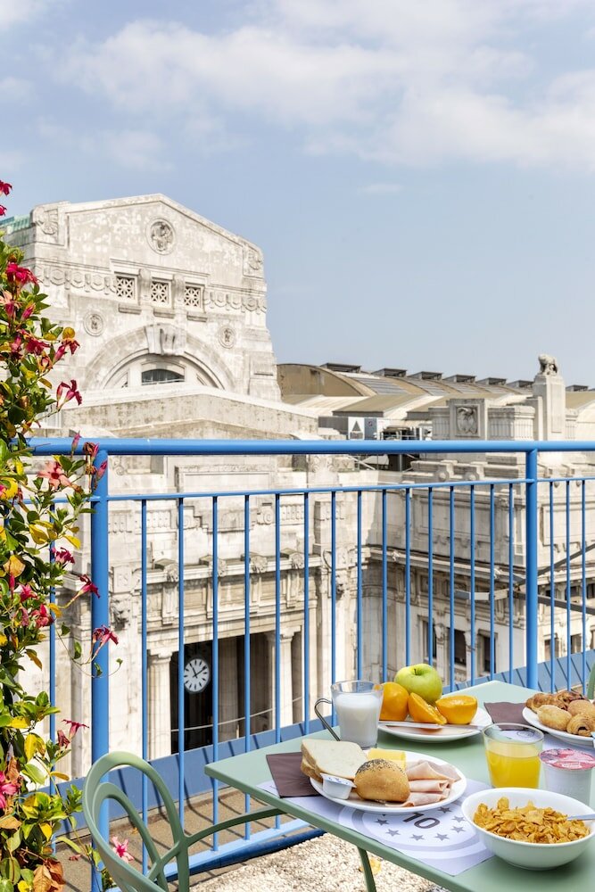 Фото B&b Hotel Milano Aosta