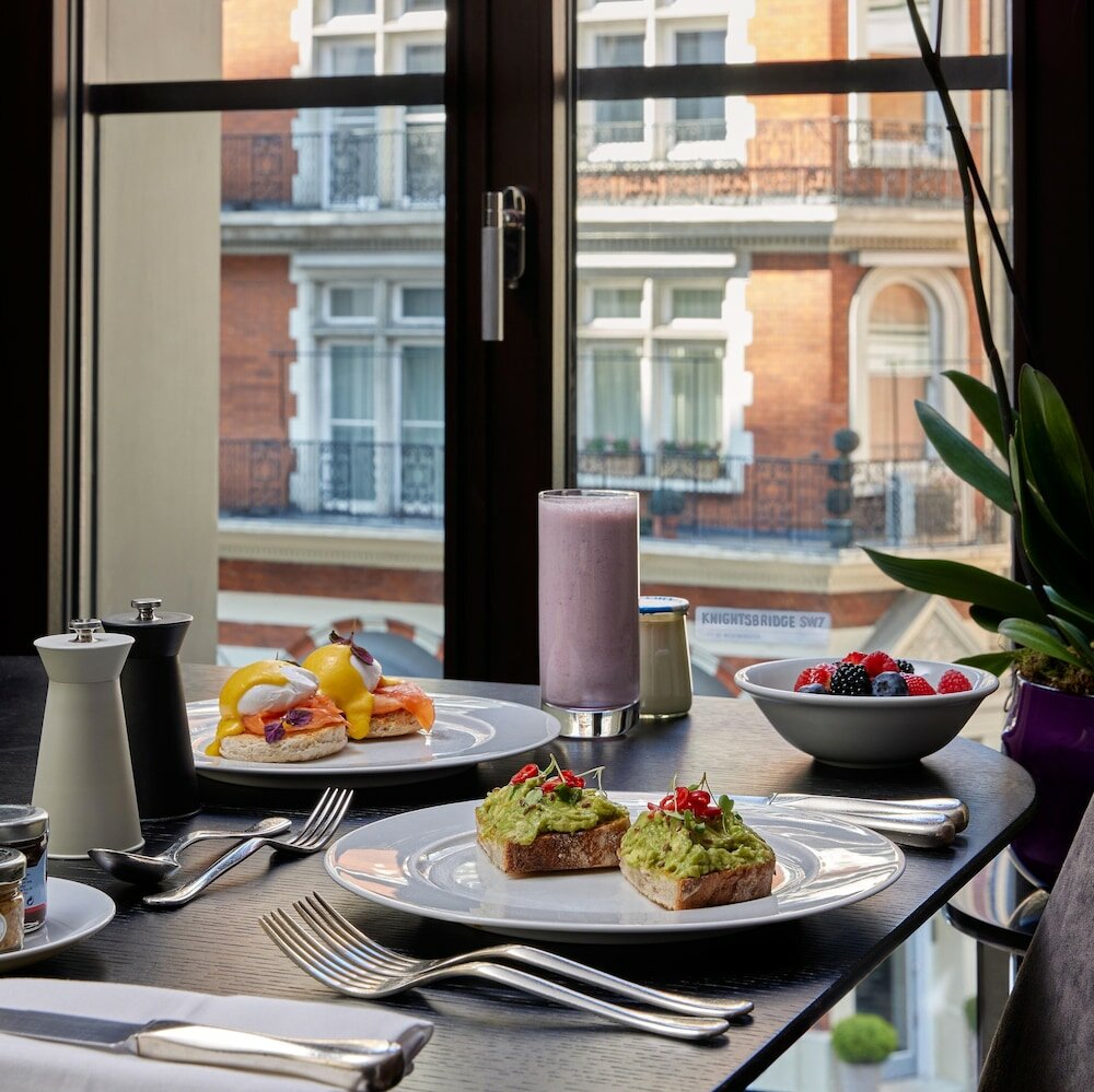 Фото Bulgari Hotel London