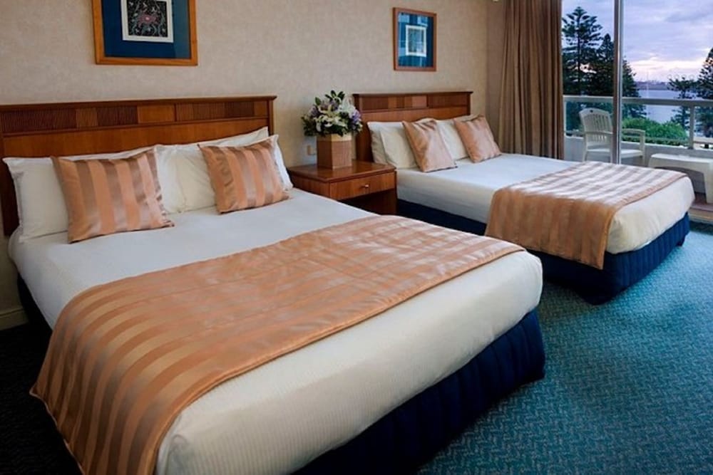 Фото Novotel Sydney Brighton Beach