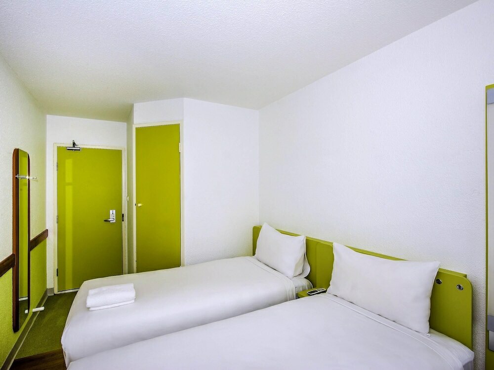 Фото ibis budget St Peters