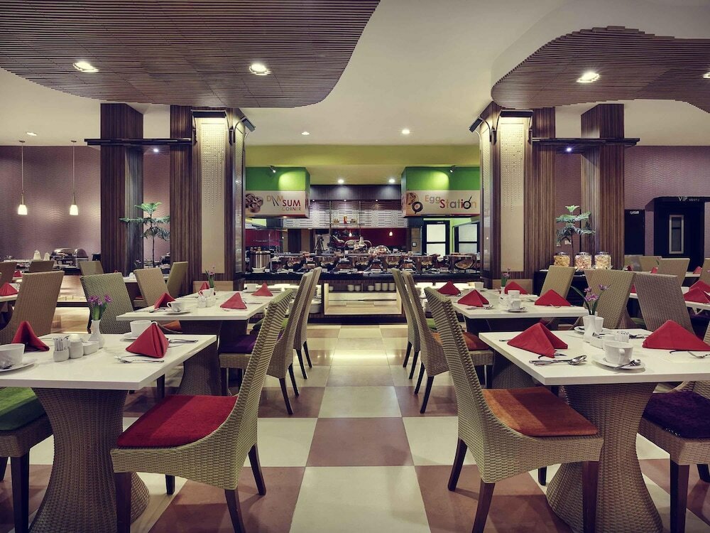 Фото Mercure Pontianak City Center