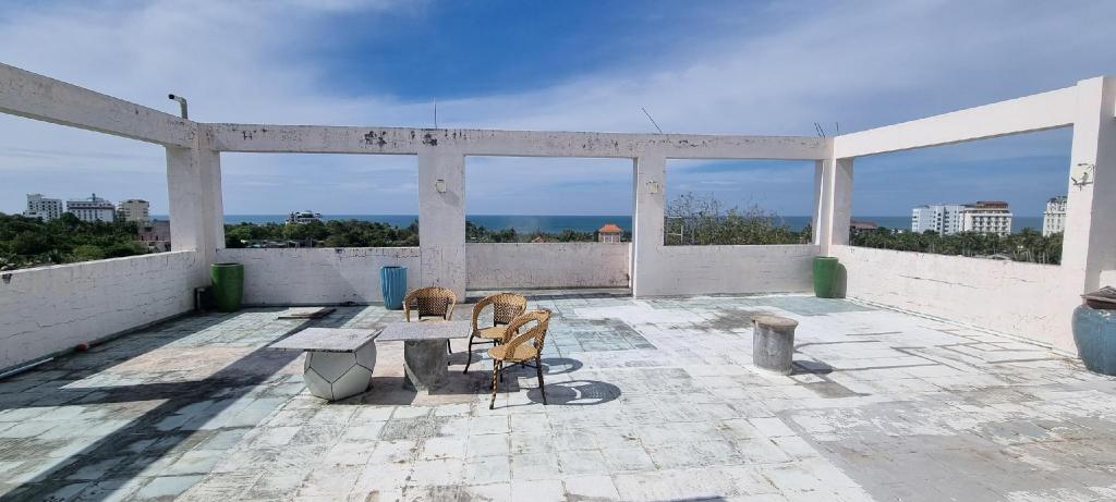 Фото Gold Beach Hotel