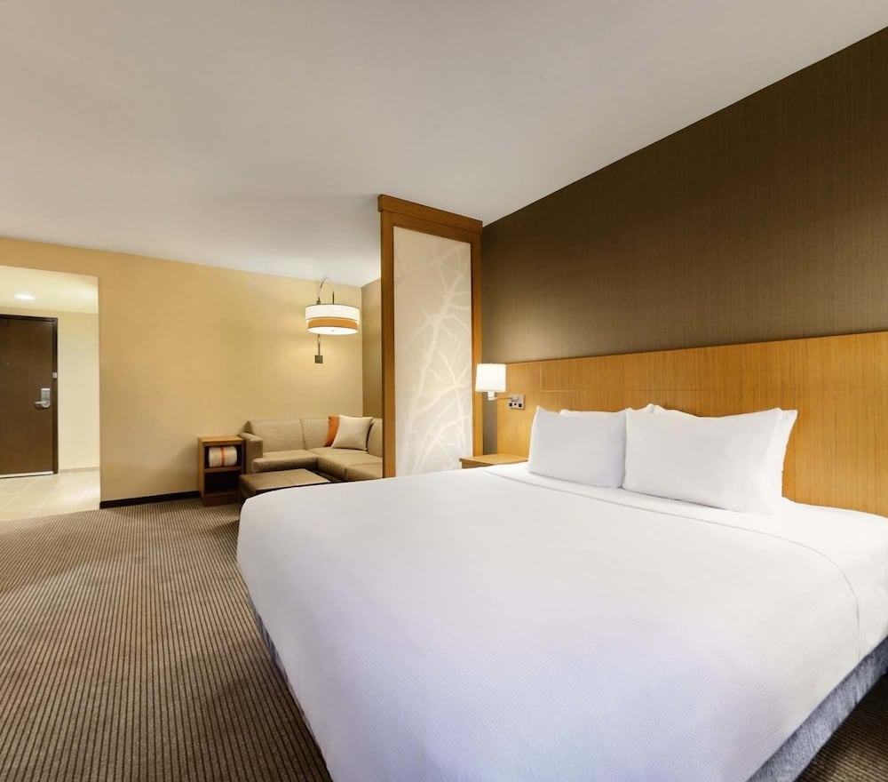 Фото Hyatt Place Charlotte Downtown