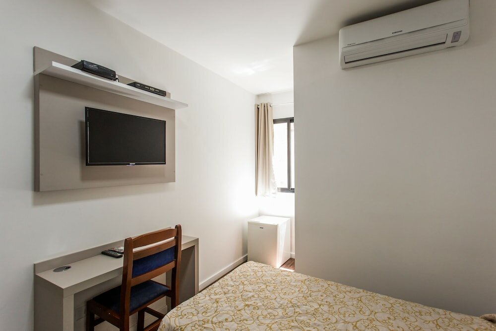 Фото Hotel Cardim Plaza