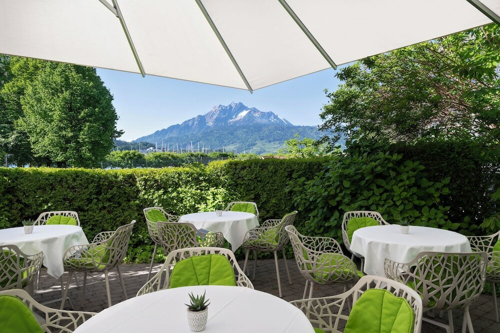 Фото Grand Hotel Europe