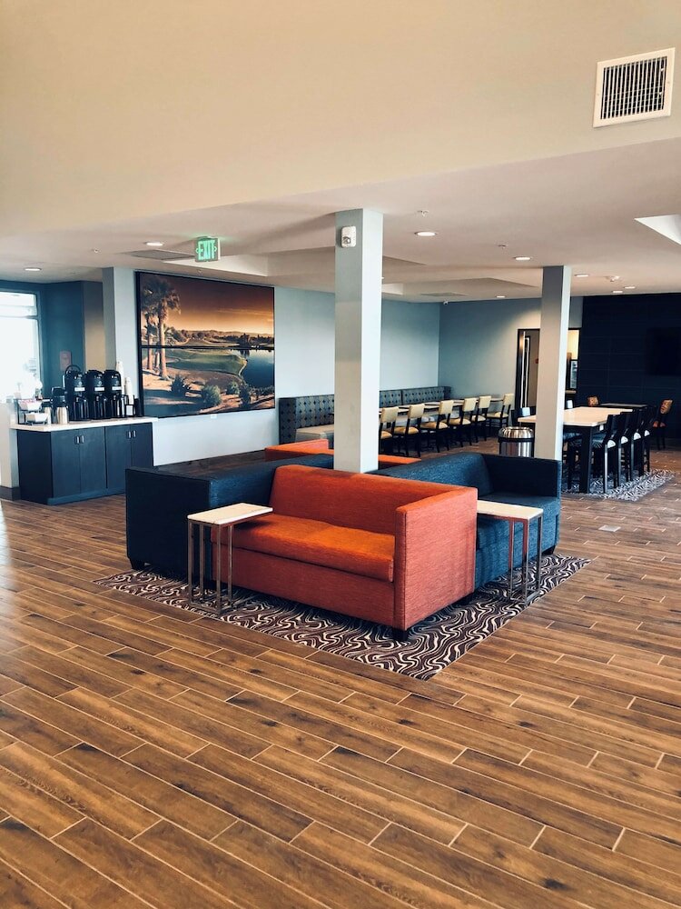 Фото Best Western Plus Desert View Inn & Suites