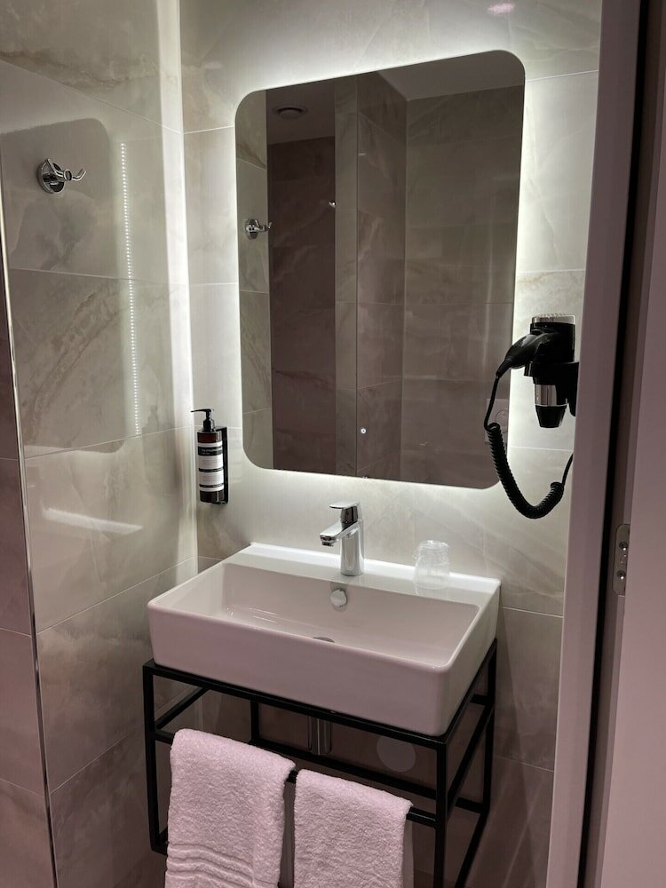 Фото Ozo Hotels Antares Airport