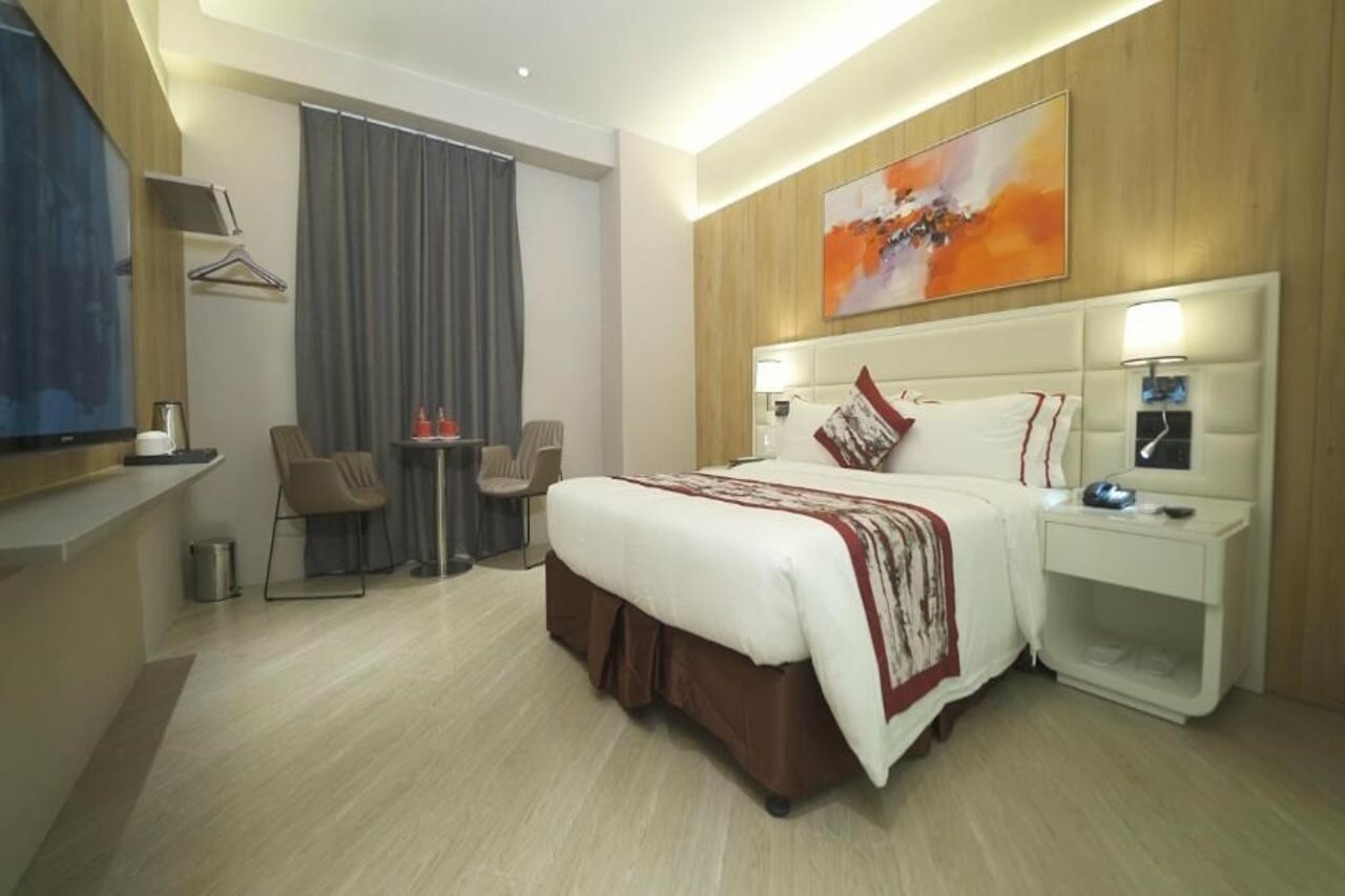 Фото Red Hotel Cubao, Quezon City
