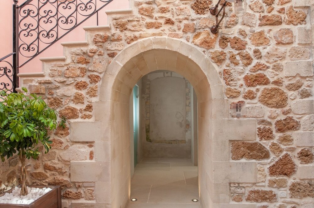 Serenissima Boutique Hotel - 7
