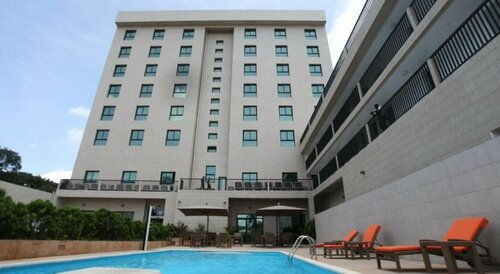 Гостиница Star Land Hotel в Дуале