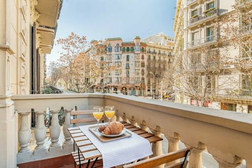 Fuster Apartments by Aspasios