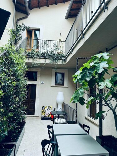 Гостиница Ginevra Boutique Rooms в Л’Акуиле