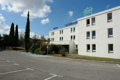 Гостиница Brit Hotel Marseille Aéroport в Витроли