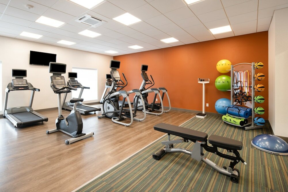 Фото Holiday Inn Express & Suites Ft Myers Beach-Sanibel Gateway, an Ihg Hotel