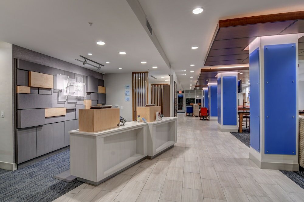 Фото Holiday Inn Express Fort Walton Beach Central, an Ihg Hotel