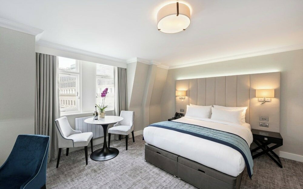 Фото Tower Residences by Blue Orchid