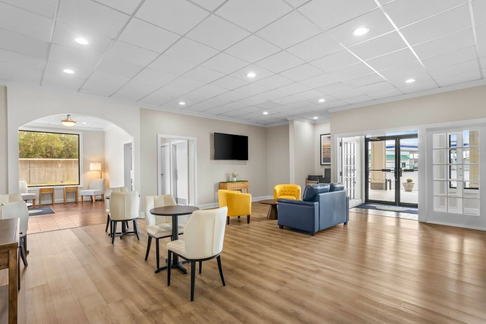 Фото Days Inn by Wyndham Adel I 75