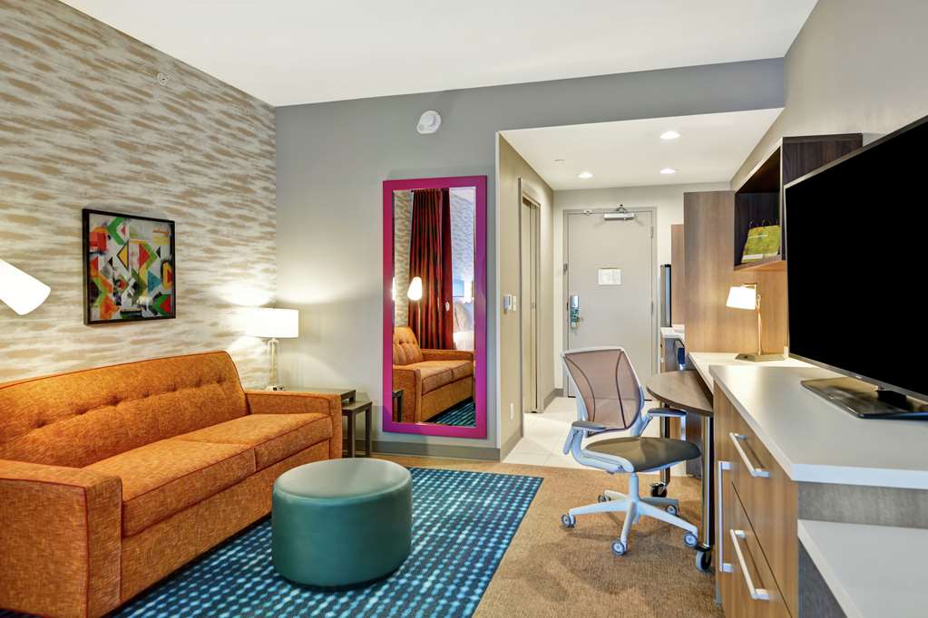 Фото Home2 Suites by Hilton Charlotte Piper Glen