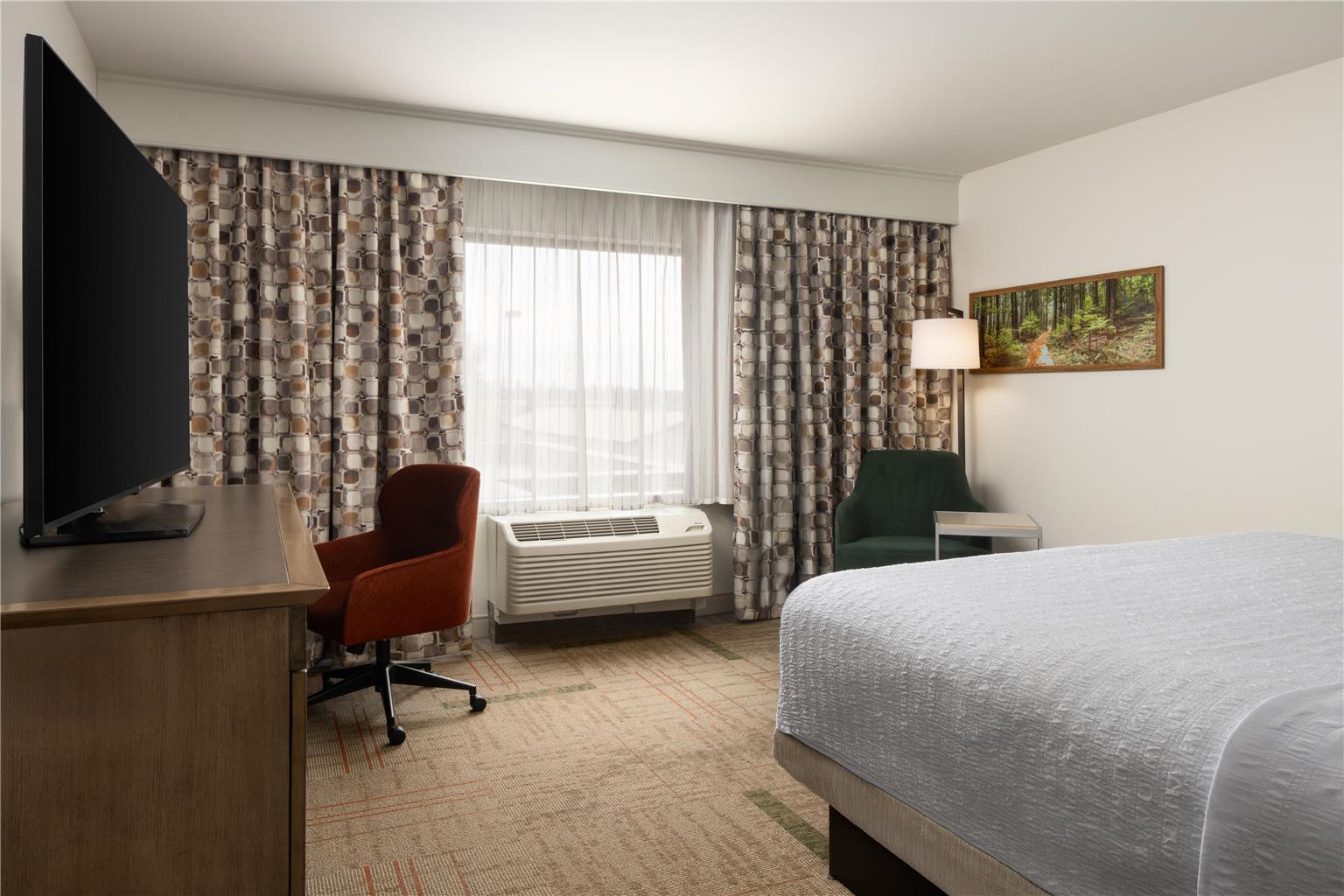 Фото Hampton Inn & Suites Whitefish
