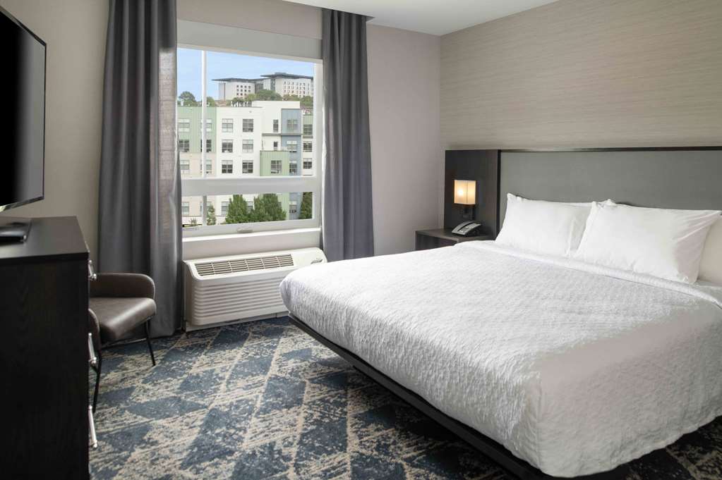 Фото Homewood Suites by Hilton Boston Logan Airport Chelsea