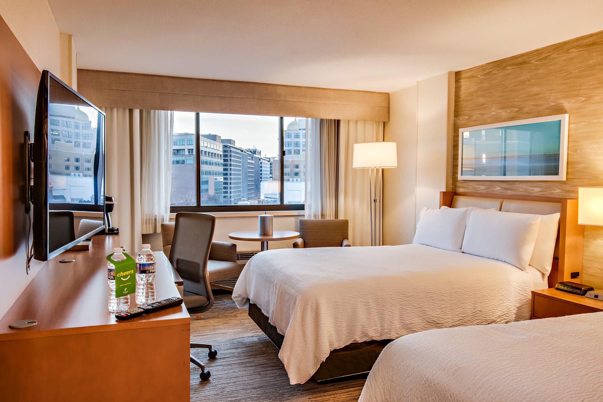 Фото Holiday Inn Washington-Central/White House, an Ihg Hotel 