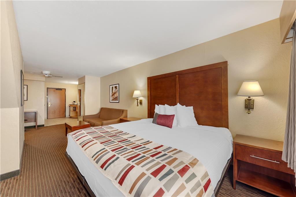 Фото Best Western Alamo Suites