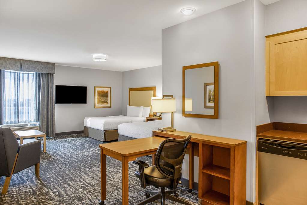 Фото Homewood Suites by Hilton Winnipeg Airport Polo Park MB