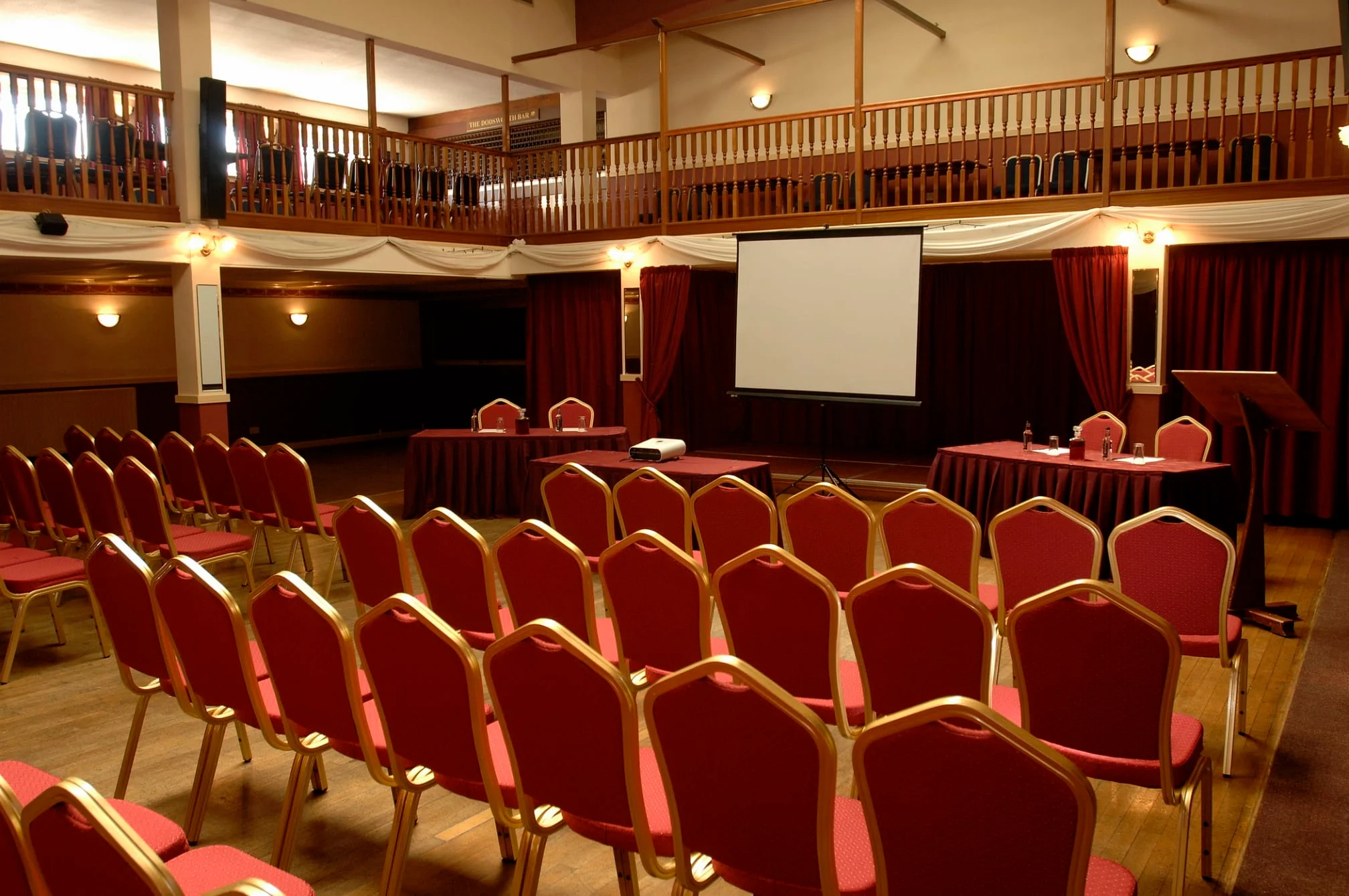 Фото The Royal Maritime Club