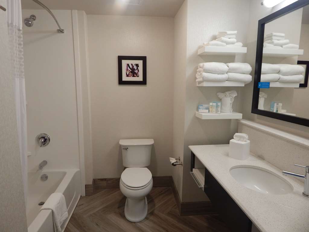 Фото Hampton Inn Oxford
