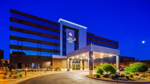 Гостиница Best Western Plus Kelly Inn в Сент-Клауд