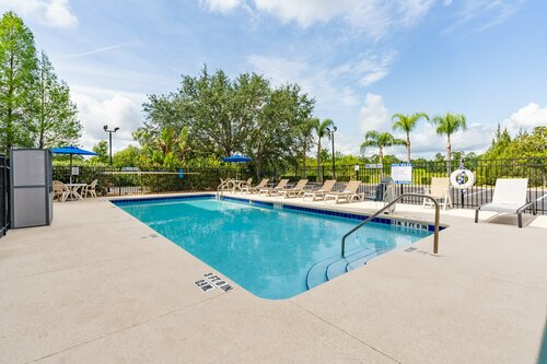 Гостиница Holiday Inn Express & Suites Orange City - Deltona by Ihg в Делтоне