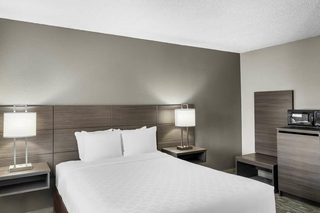 Фото SureStay Hotel by Best Western SeaTac Airport North