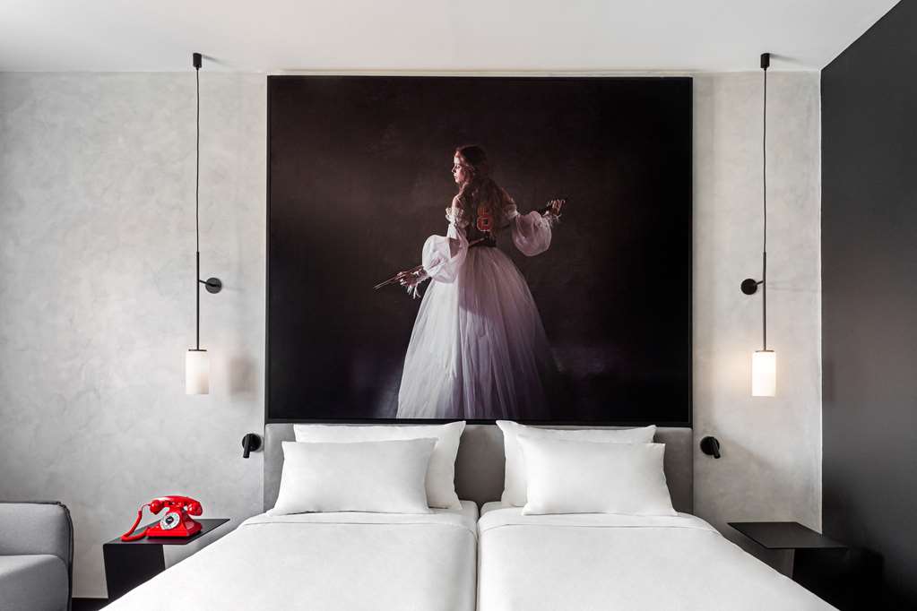 Фото Radisson Red Madrid