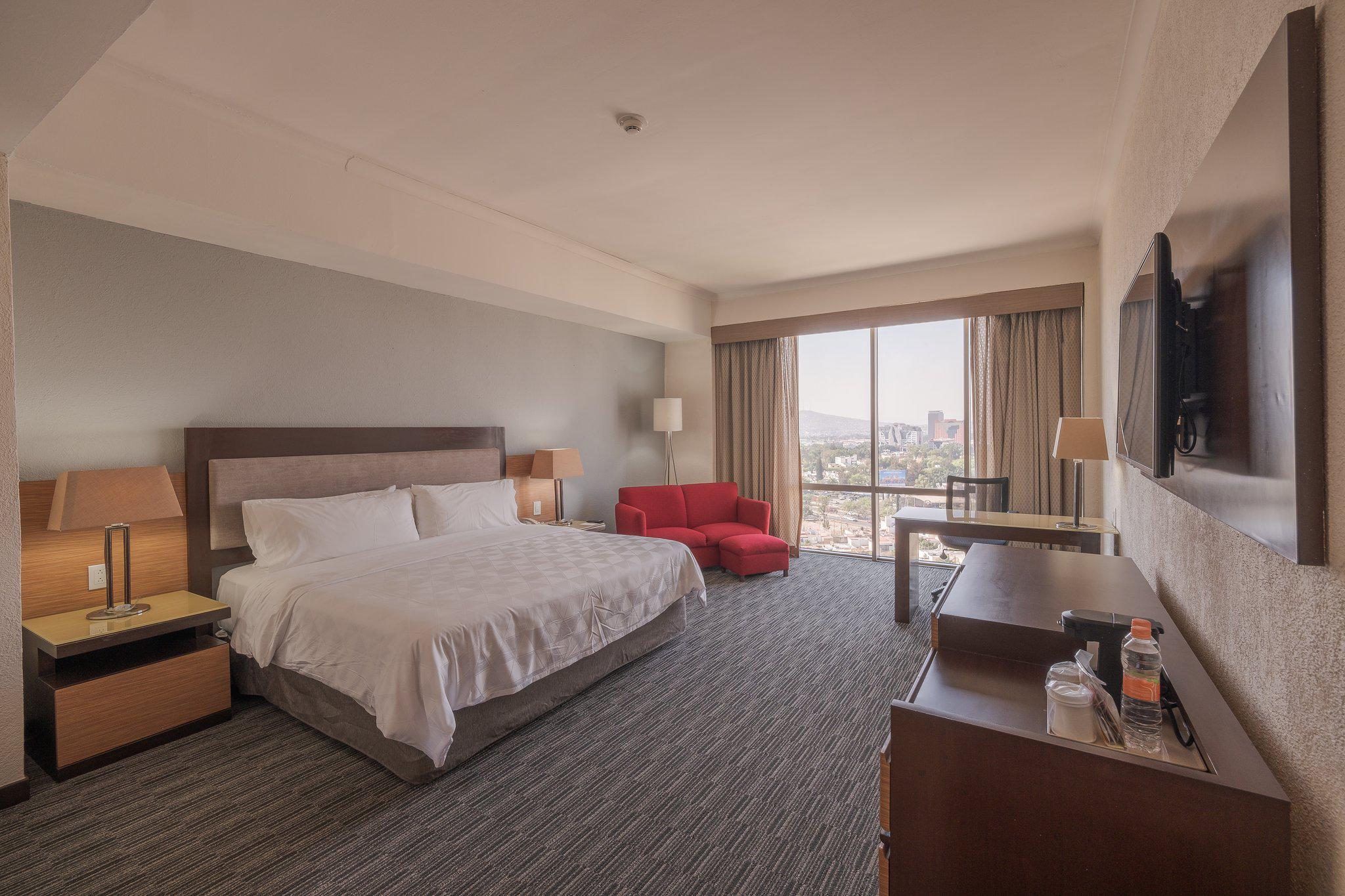 Фото Holiday Inn Guadalajara Select