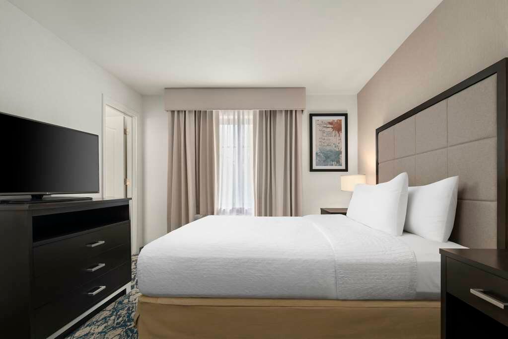 Фото Homewood Suites by Hilton Cambridge-Arlington