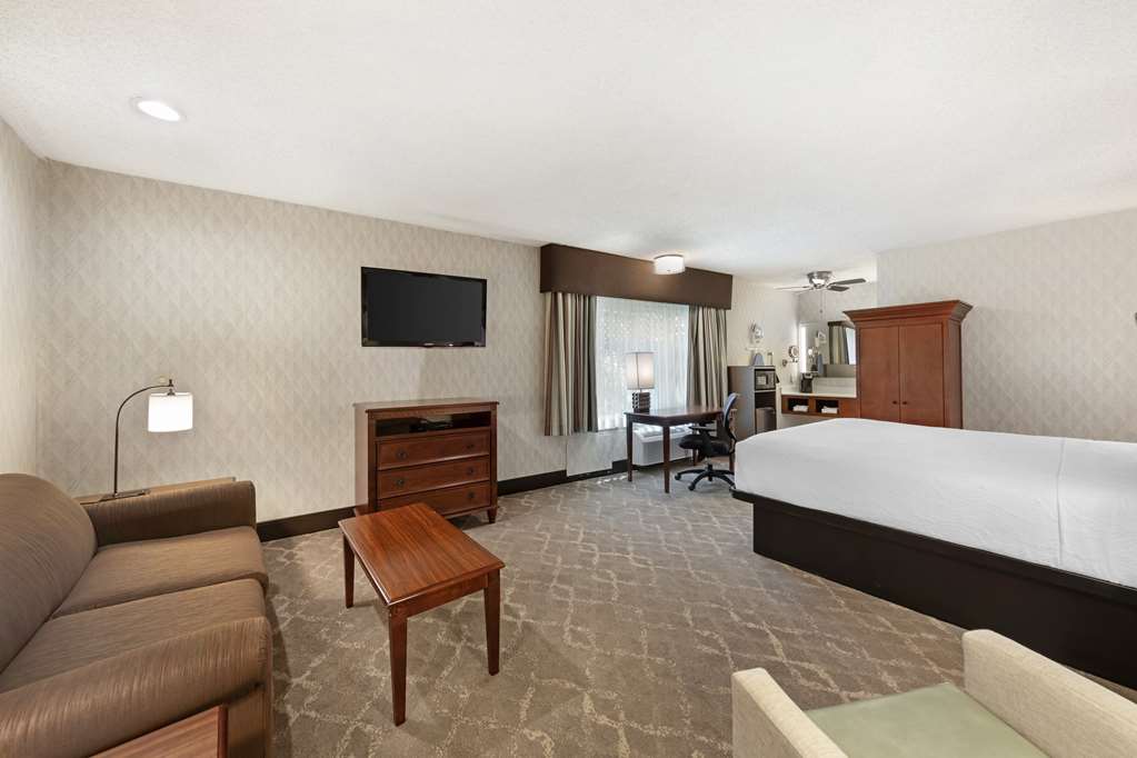 Фото Best Western Plus Black Oak
