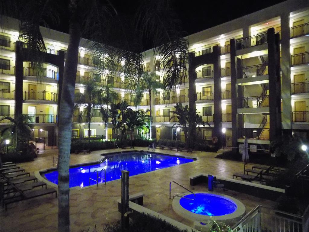 Фото Best Western Plus Deerfield Beach Hotel & Suites