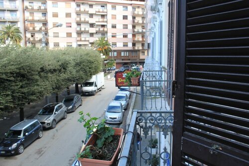 Гостиница Domus Angela B&b в Трани