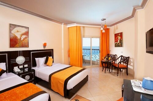 Гостиница Sphinx Aqua Park Beach Resort в Хургаде
