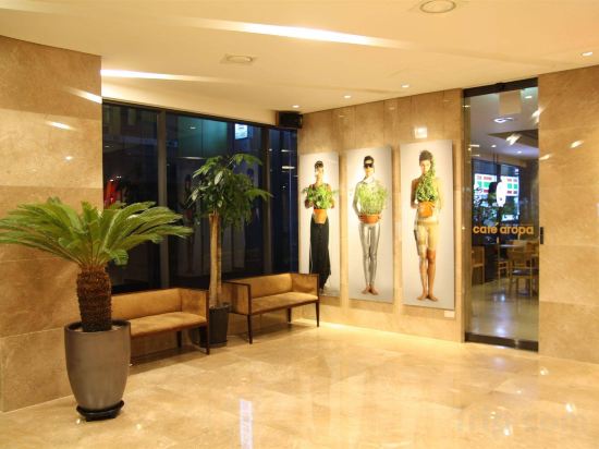 Фото Travelodge Myeongdong City Hall