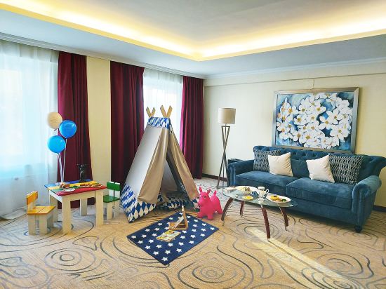 Фото Kempinski Hotel Khan Palace