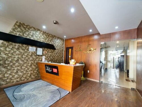 Collection O District 10 Near Van Hanh Hospital Formerly Lan Rung Hotel