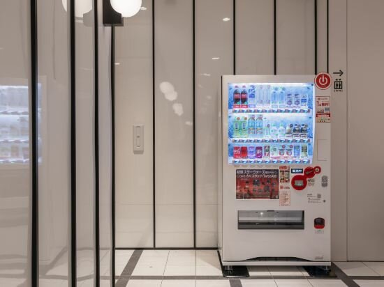 Фото Brackets Hotel Osaka Hommachi