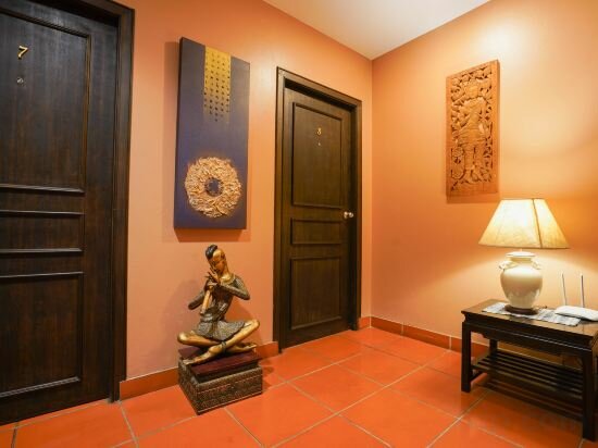 Фото Baan Sukhumvit Soi 20