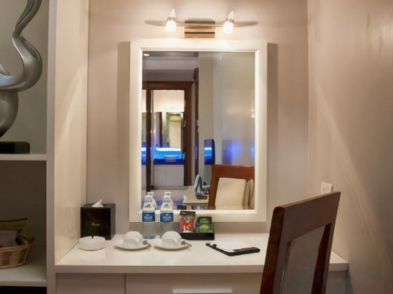 Фото Luxeden Hotel