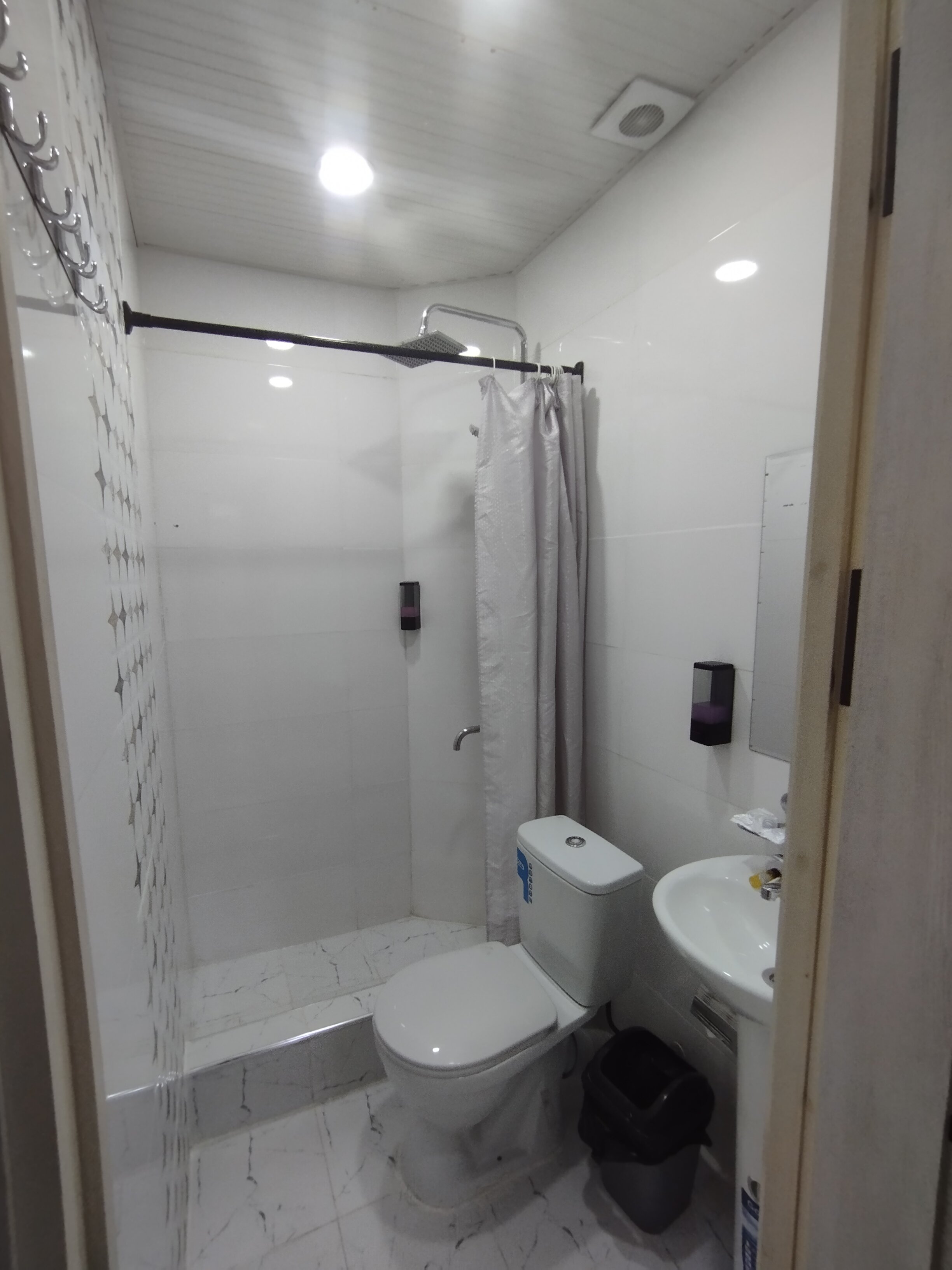 Фото 32091843849