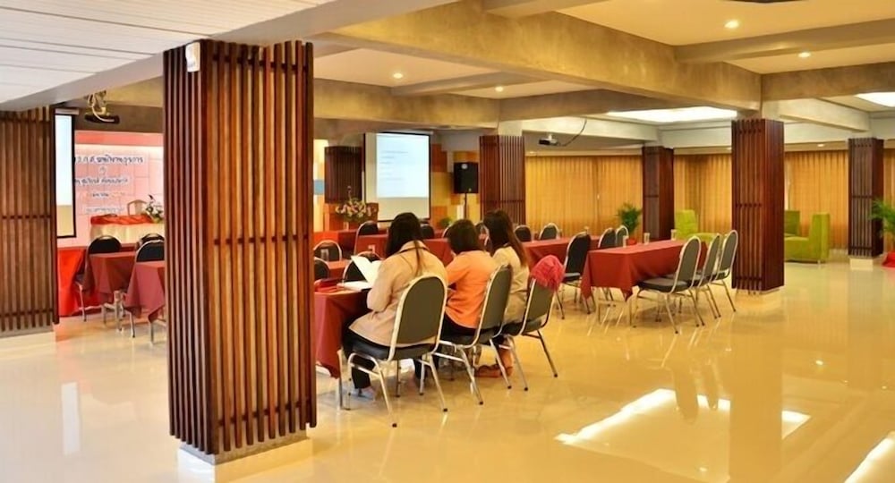 Фото Friendlytel Hotel