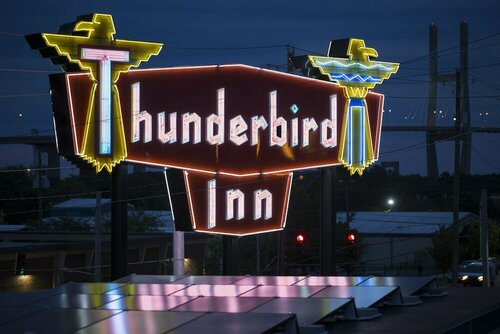 Внешний вид отеля Thunderbird Inn в Саванне, фото 4