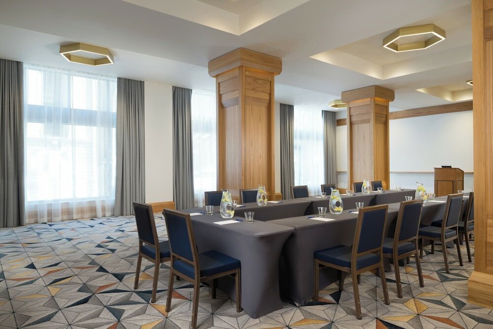 Фото Kimpton Schofield Hotel, an Ihg Hotel