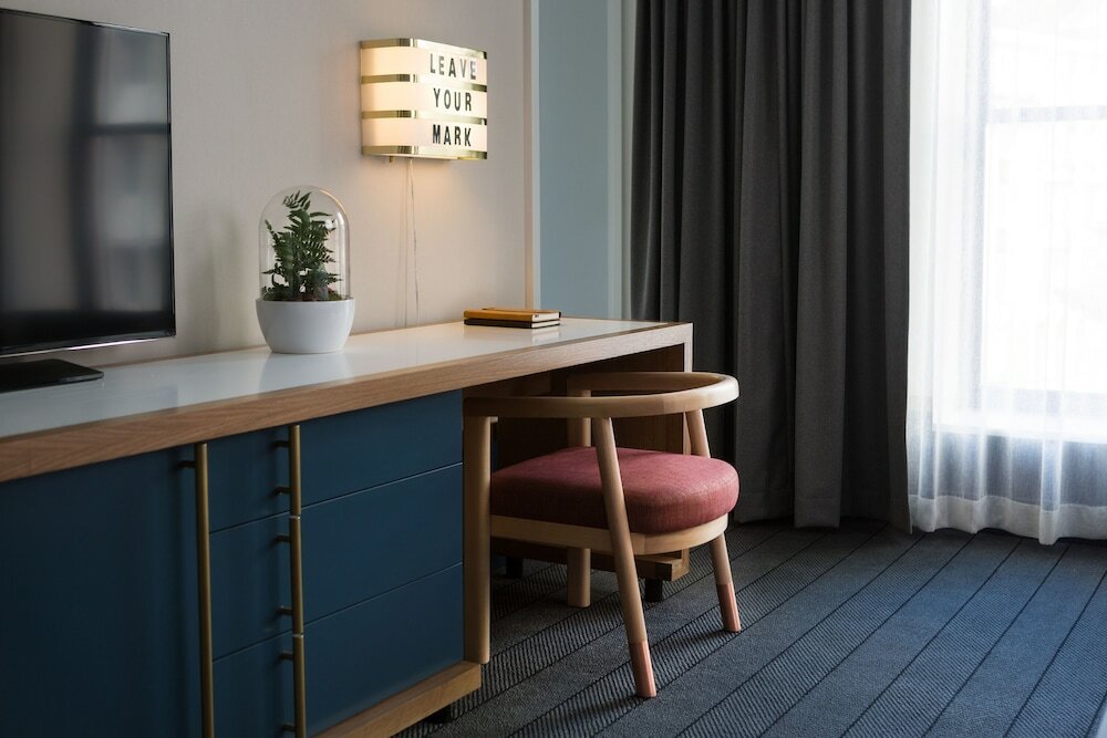 Фото Kimpton Schofield Hotel, an Ihg Hotel